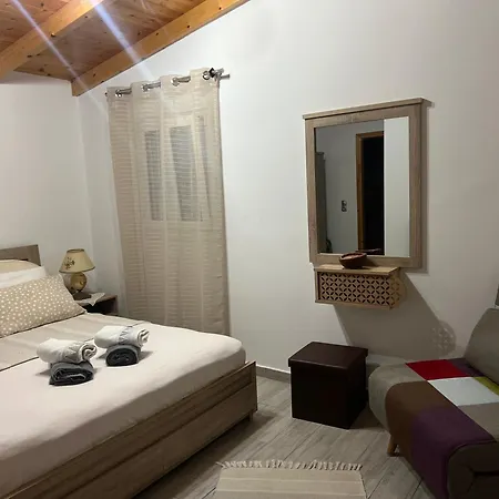Kontogiannis Lihas Club Apartment *